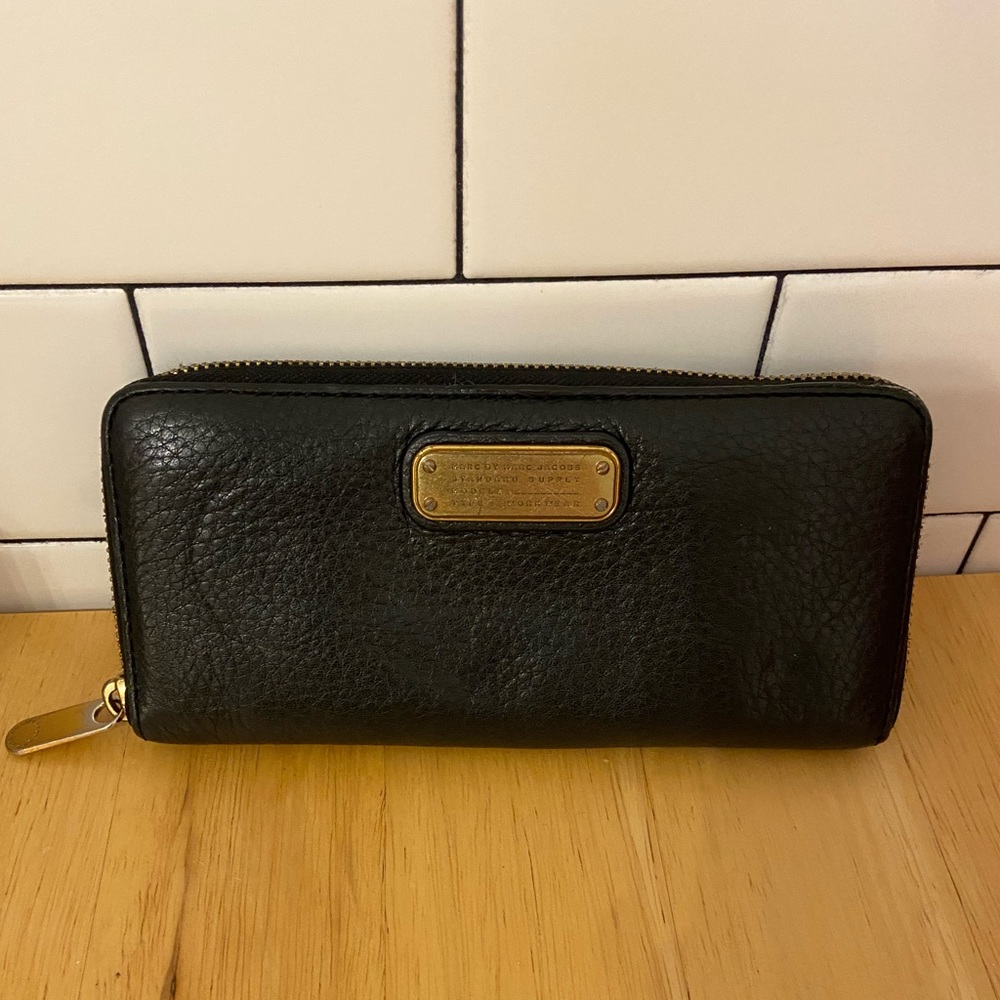 Marc Jacobs Black Leather Wallet